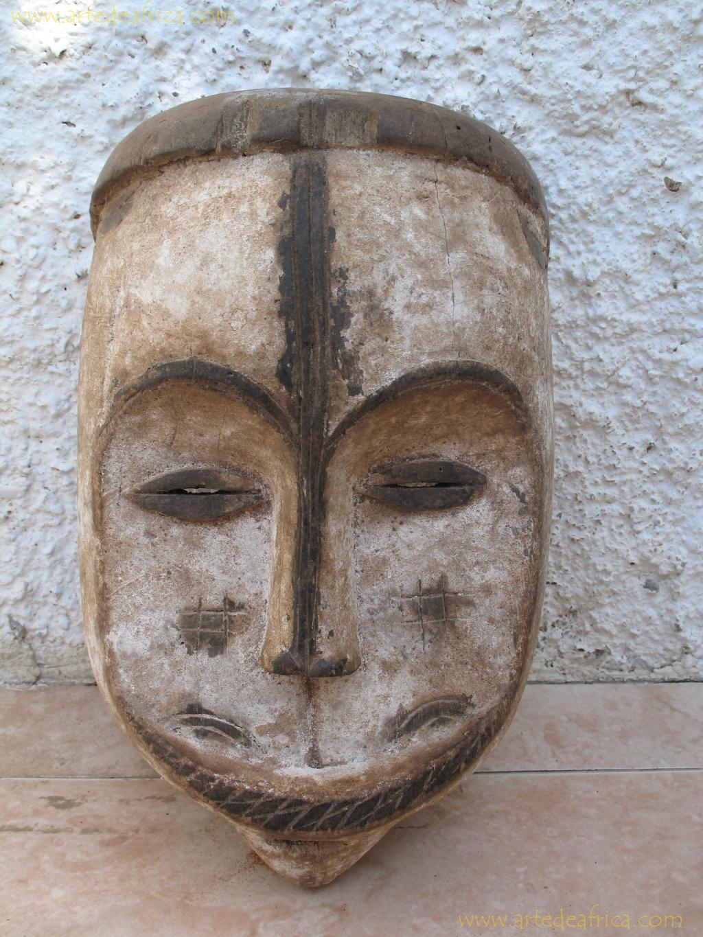 MASCARA FACIAL NGIL