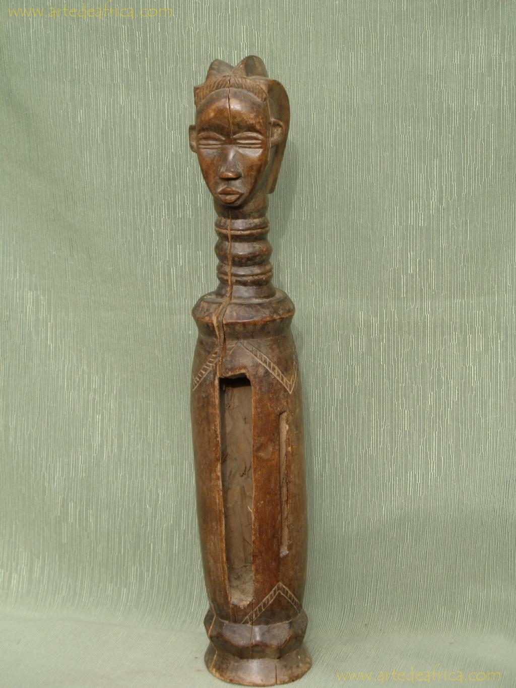 TAMBOR DE RANURA