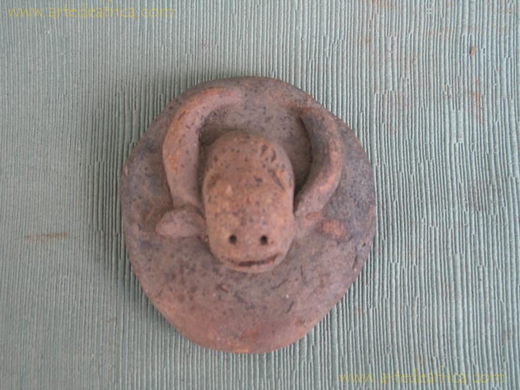 FIGURA ANTROPOZOOMORFA