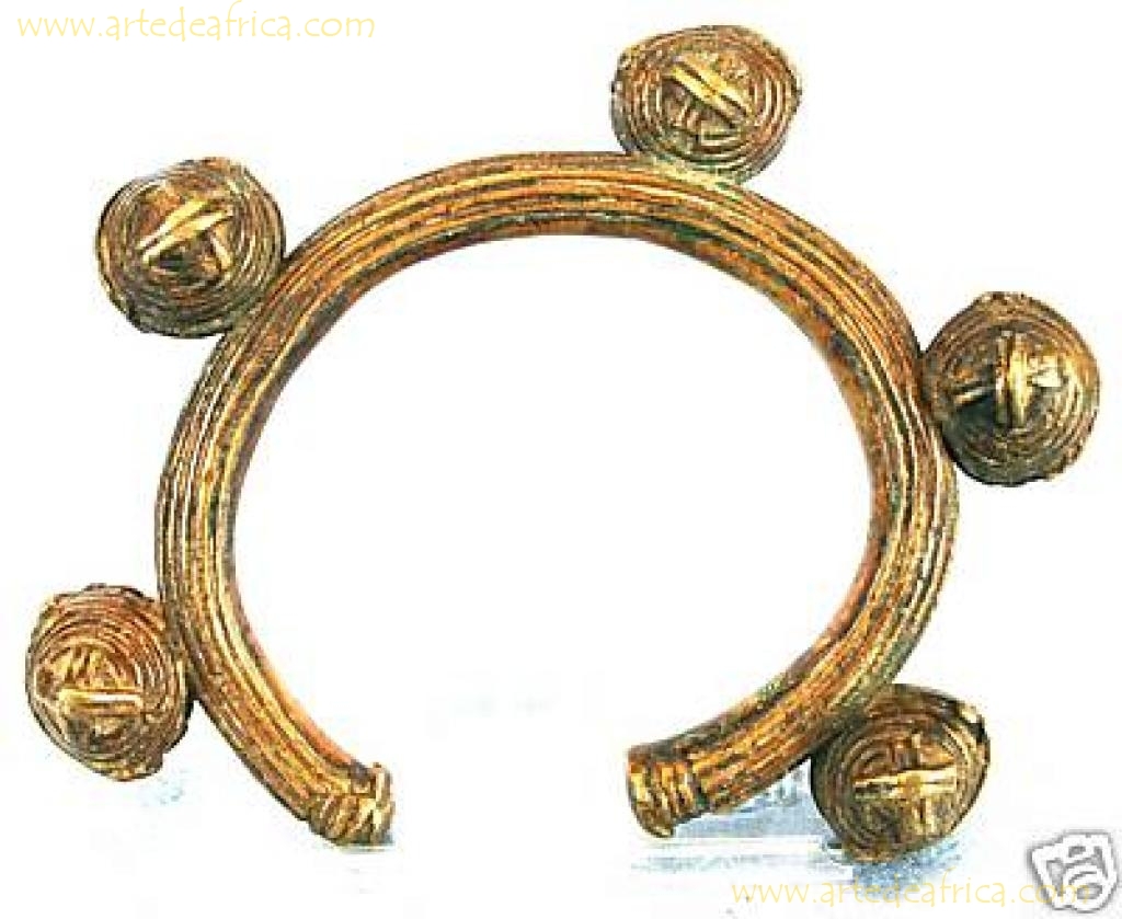 PULSERA CINCO CASCABELES