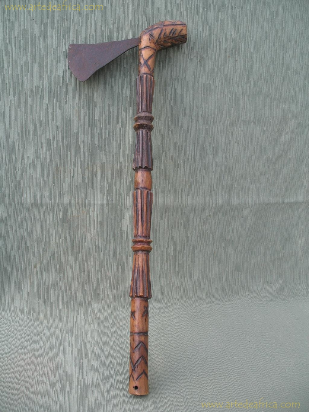 HACHA DE CEREMONIA