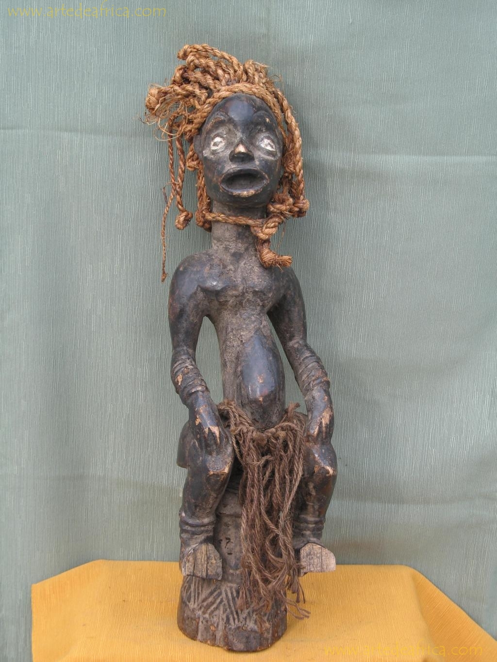 SACERDOTISA