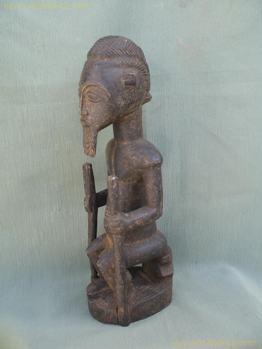 ESTATUA DE JEFE