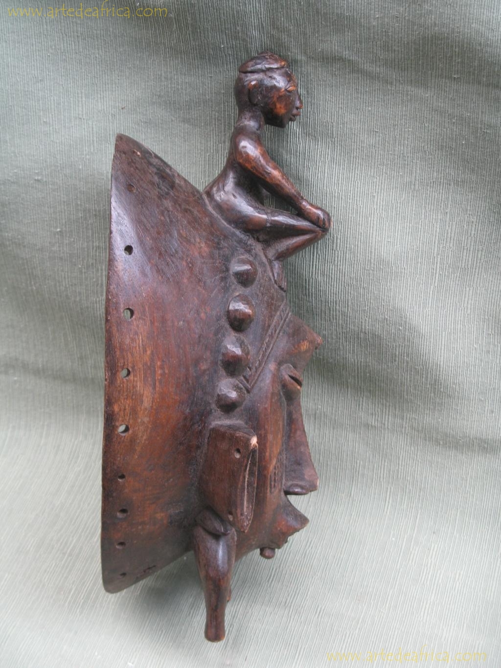 MASKARA KPELIE