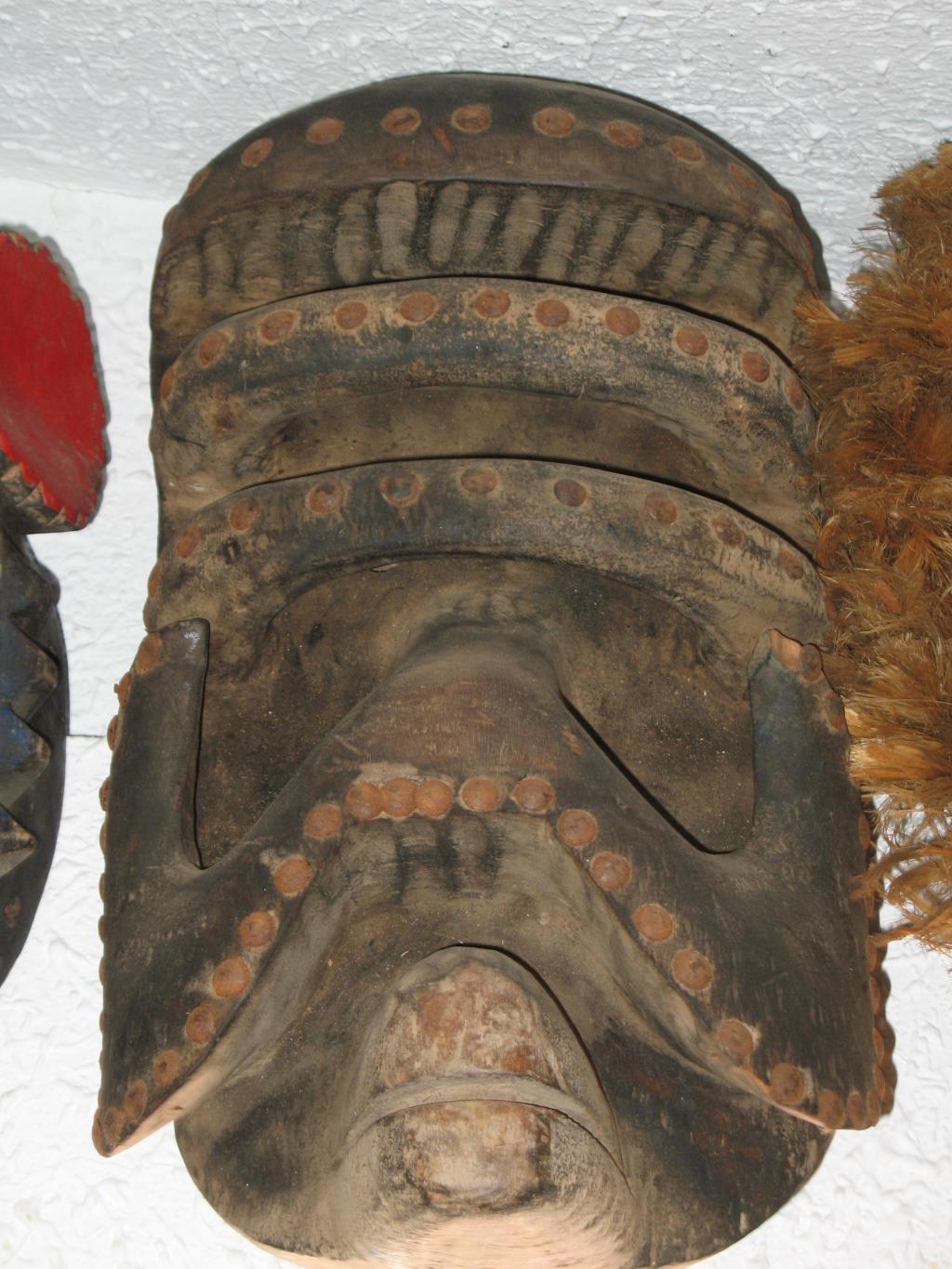 MASCARA DE GUERRA