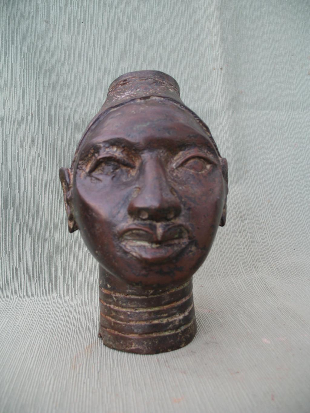 CABEZA DE REINA
