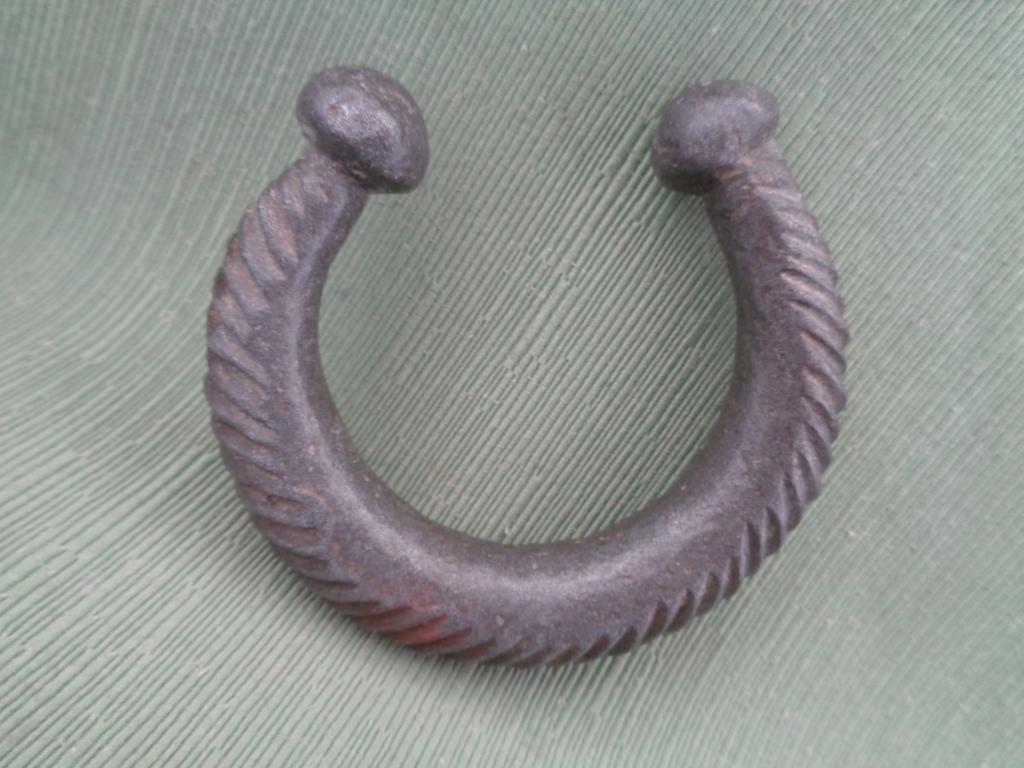 BRAZALETE TIPO MANILLA