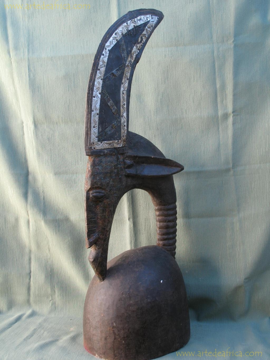 MASCARA CASCO ZOOMORFA