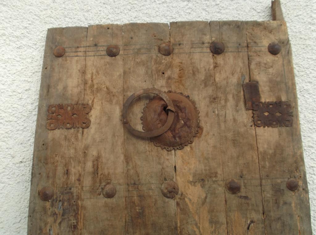 PUERTA DE GRANERO