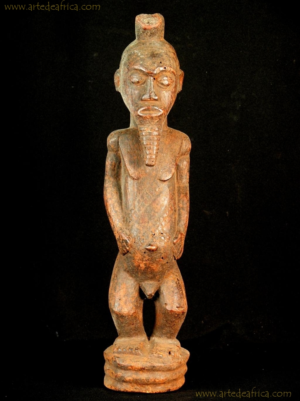 ESTATUA DE ANTEPASADO