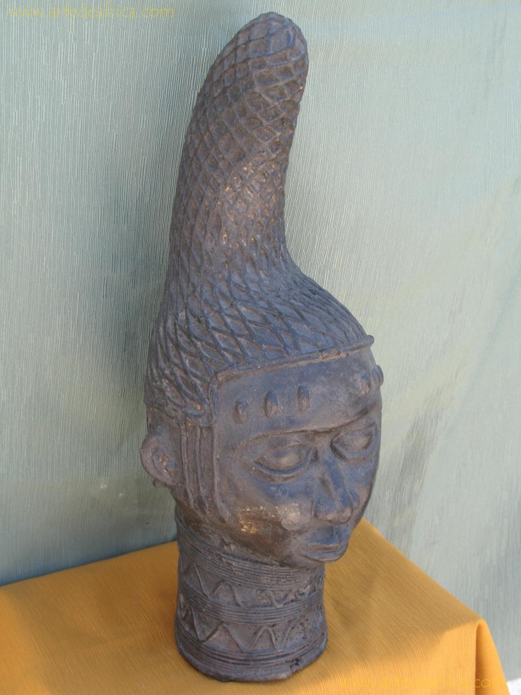 CABEZA DE REINA MADRE IYOBA