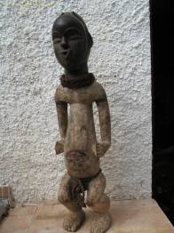 ESTATUA MASCULINA