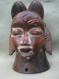 MASCARA CIMERA NJABI