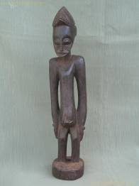 ESTATUA MASCULINA
