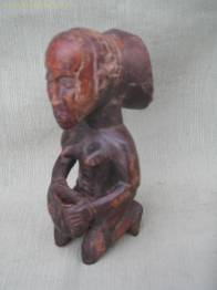ESTATUA KABILA O MENDICANTE