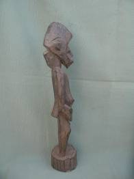 PEQUEÑA ESTATUA NDEBELE