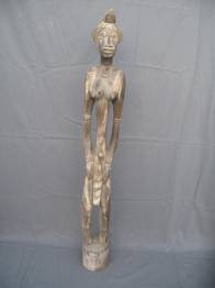 ESTATUA FEMENINA POMBIBELE