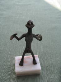 PEQUEÑO PERSONAJE