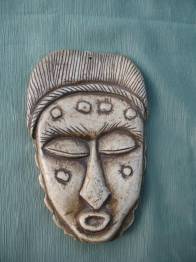 CABEZA CONMEMORATIVA