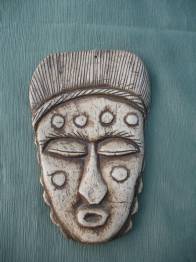 CABEZA CONMEMORATIVA