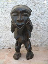 ESTATUA DE ANTEPASADO TADEP