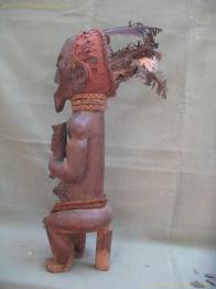 GUARDIAN DE RELICARIO EYEMA BYERI NGUMBA