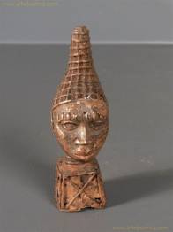 CABEZA DE REINA IYOBA