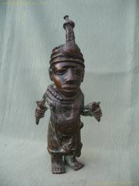 PEQUEÑA ESTATUA DE ONI DE IFE